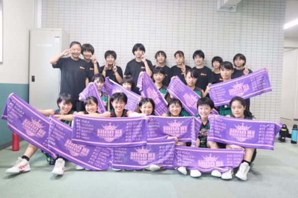 高校女子部活集合写真 大泣きした後の集合写真です｜お客様の声｜オリジナルタオル専門店いとへん